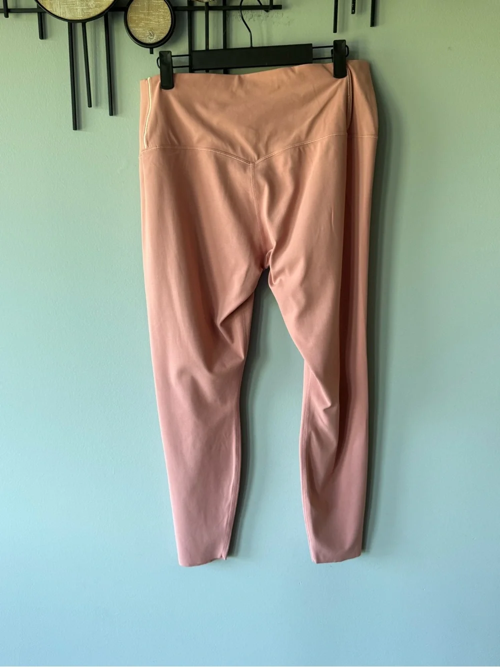Nike Blush Pink High-Rise Athletic Leggings